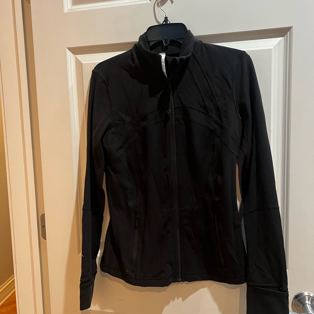 Lululemon barely worn full zip up